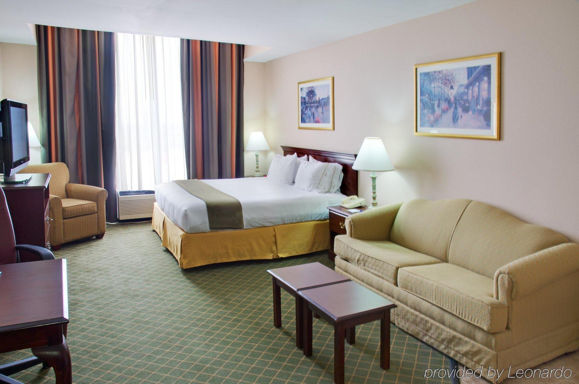 Holiday Inn Express Hotel & Suites Livingston Exterior foto